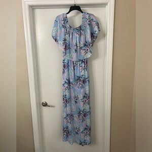 Peach Love California off the shoulder flowy Maxi dress size Medium